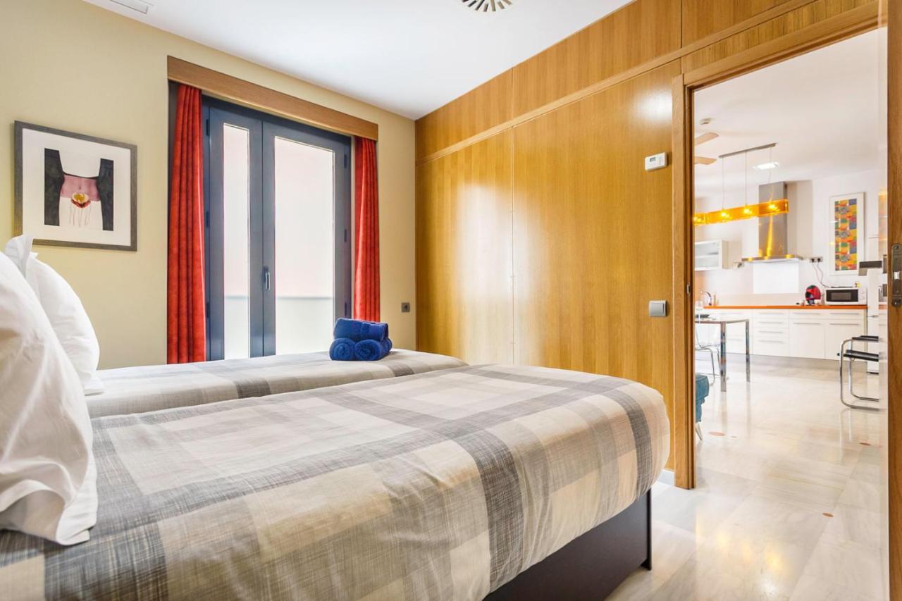 Apartamentos Catedral Sevilla Eksteriør billede